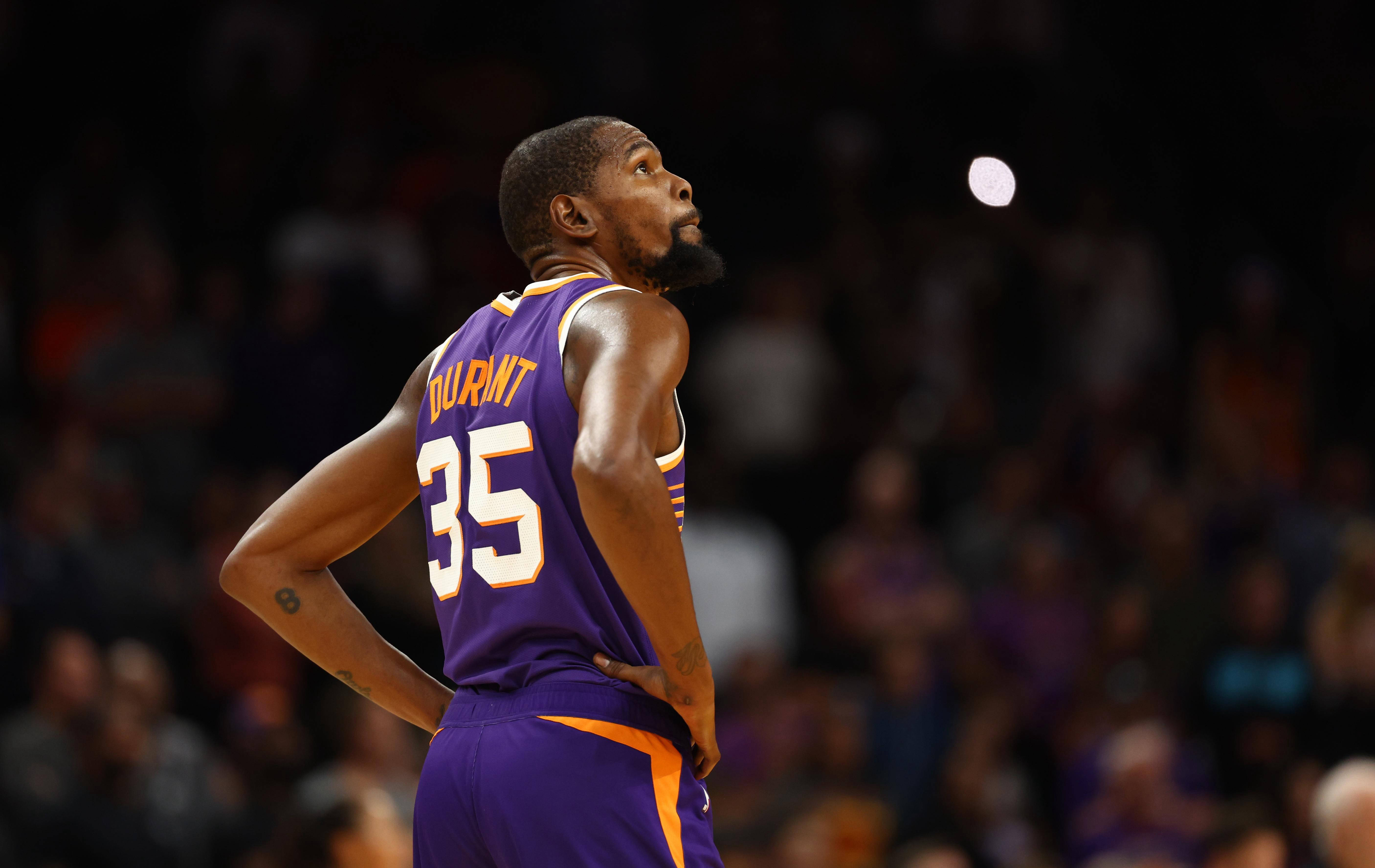 受到足球的 受到足球的